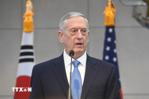Bộ trưởng Quốc phòng Mỹ James Mattis phát biểu trong cuộc họp báo ở Seoul, Hàn Quốc ngày 3/2. (Nguồn: AFP/TTXVN)