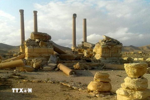 Nhiều di tích lịch sử ở thành cổ Palmyra bị phiến quân IS tàn phá. (Nguồn: AFP/TTXVN)