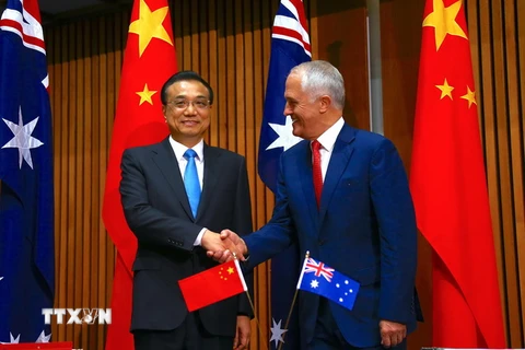 Thủ tướng Australia Malcolm Turnbull (ảnh, phải) đã hội đàm với người đồng cấp Trung Quốc Lý Khắc Cường. (Nguồn: AFP/TTXVN)