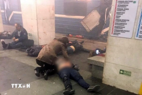Hiện trường vụ nổ ga tàu điện ngầm ở Saint Petersburg ngày 3/4. (Nguồn: THX/TTXVN)