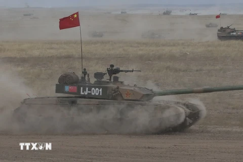 Xe tăng của quân đội Trung Quốc. (Nguồn: THX/TTXVN)