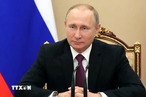 Tổng thống Nga Vladimir Putin chủ trì cuộc họp Hội đồng An ninh Nga tại Moskva ngày 10/5. (Nguồn: AFP/TTXVN)