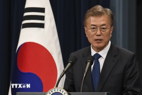 Tân Tổng thống Hàn Quốc Moon Jae-in tại cuộc họp báo ở Seoul ngày 10/5. (Nguồn: EPA/TTXVN)