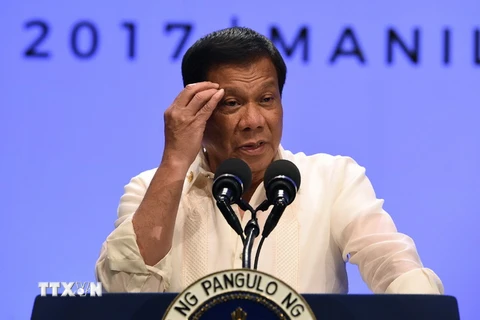 Tổng thống Philippines Rodrigo Duterte trong cuộc họp báo ở Manila ngày 29/4. (Nguồn: AFP/TTXVN)