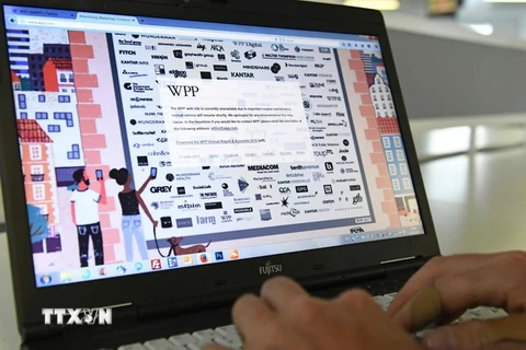 WPP - Công ty quảng cáo lớn nhất của Anh cũng cho biết hệ thống máy tính tại nhiều đại lý của công ty này đã bị mã độc Petrwrap tấn công ngày 27/6. (Nguồn: AFP/TTXVN)