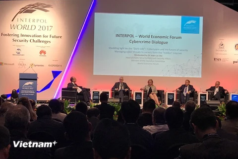 Hội nghị quốc tế về công nghệ phòng, chống tội phạm lần thứ hai-Interpol World 2017 khai mạc ngày 4/7 tại Singapore, với chủ đề 'Thúc đẩy các sáng kiến mới nhằm giải quyết những thách thức an ninh trong tương lai.' (Ảnh: Mỹ Bình/Vietnam+)