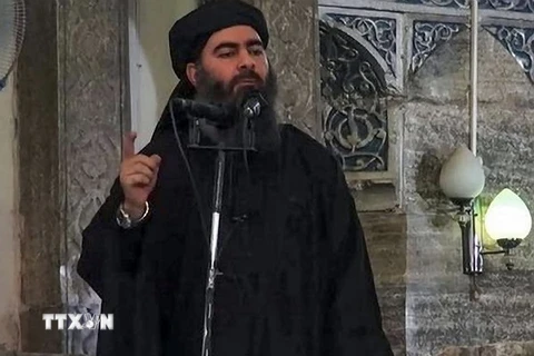 Băng video đưa hình ảnh Abu Bakr al-Baghdadi phát biểu tại một địa điểm bí mật. (Nguồn: EPA/TTXVN)