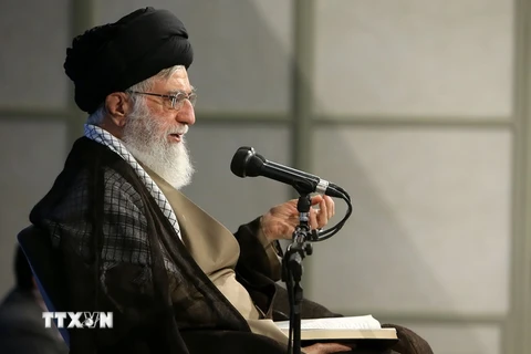 Nhà lãnh đạo tối cao của Iran Ali Khamenei phát biểu tại Tehran ngày 12/9. (Nguồn: AFP/TTXVN)