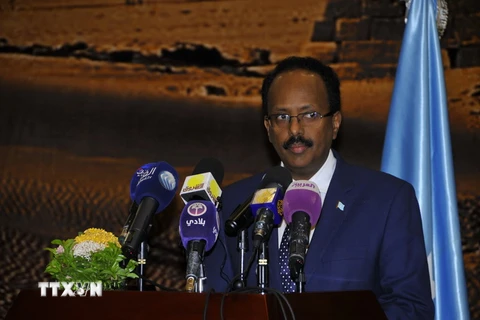 Tổng thống Somalia Mohamed Abdullahi Mohamed trong cuộc họp báo ở Khartoum nhân chuyến thăm Sudan ngày 5/10. (Nguồn: THX/TTXVN)