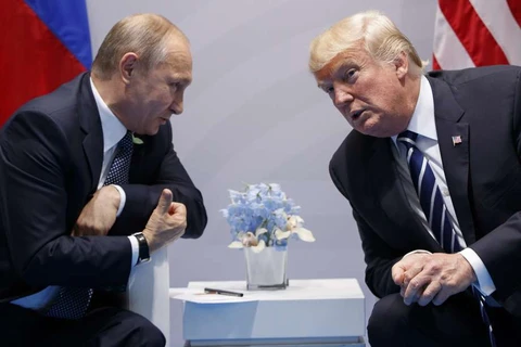 Tổng thống Nga Vladimir Putin và Tổng thống Mỹ Donald Trump. (Nguồn: AP)