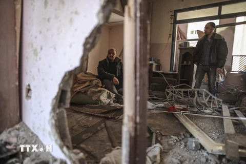 Một căn nhà bị phá hủy tại Dải Gaza. (Nguồn: THX/TTXVN)