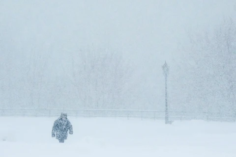 [Video] Tuyết rơi kỷ lục ở thủ đô Moskva, dày tới 43cm
