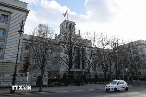 Đại sứ quán Nga tại Berlin, Đức ngày 26/3. (Nguồn: THX/TTXVN) 