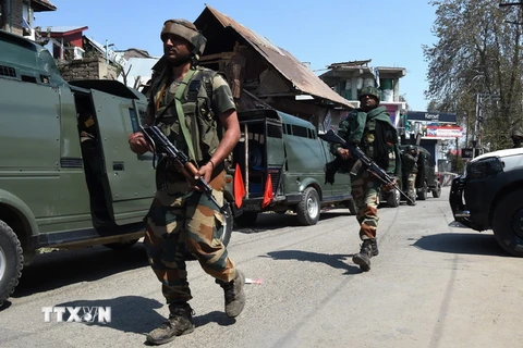 Binh sỹ Ấn Độ và Pakistan đấu súng dữ dội ở Kashmir