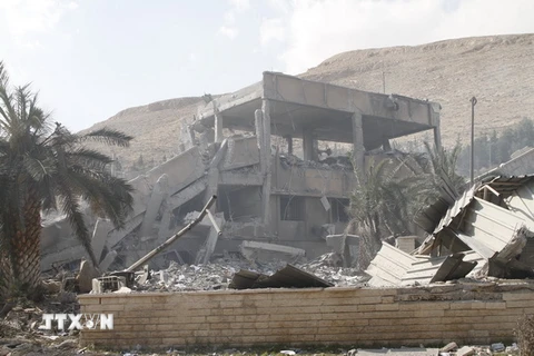 Trung tâm nghiên cứu khoa học Syria bị phá hủy sau vụ tấn công của Mỹ, Anh, Pháp ngày 14/4. (Nguồn: THX/ TTXVN)