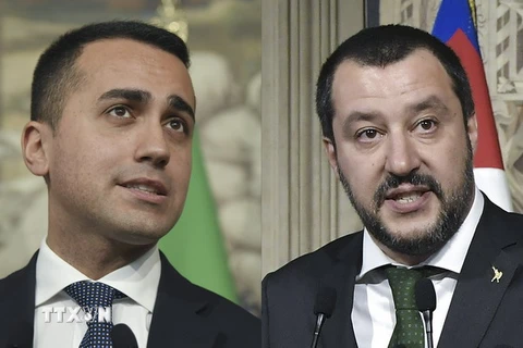 Lãnh đạo của đảng Liên đoàn Matteo Salvini (phải) và lãnh đạo Phong trào 5 Sao (M5S) Luigi Di Maio (trái). (Nguồn: AFP/TTXVN)