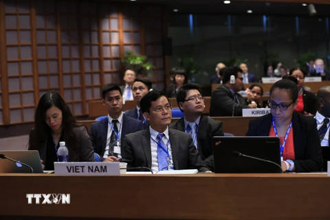 Đoàn đại biểu Việt Nam do Thứ trưởng Bộ Ngoại giao Hà Kim Ngọc dẫn đầu đã tham dự Khóa họp. (Ảnh: TTXVN)