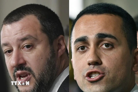 Lãnh đạo đảng Liên đoàn Matteo Salvini (trái) và lãnh đạo M5S Luigi Di Maio. (Nguồn: AFP/TTXVN)