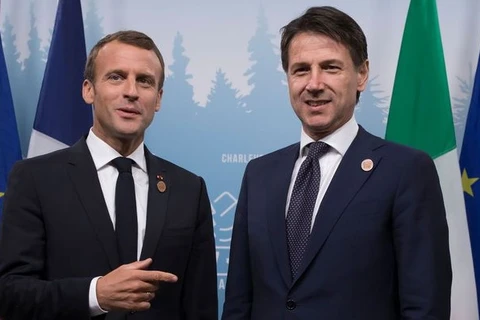 Thủ tướng Italy Giuseppe Conte (phải) và Tổng thống Pháp Emmanuel Macron. (Nguồn: L'Express)
