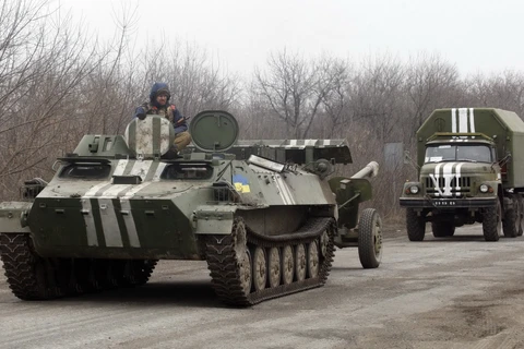 Xe quân sự Ukraine. (Ảnh: AFP/TTXVN)
