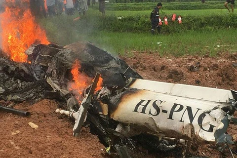 Hiện trường vụ rơi trực thăng. (Nguồn: bangkokpost.com)