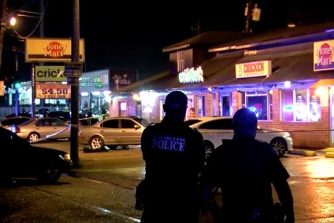 Cảnh sát tại hiện trường vụ xả súng. (Nguồn: cbsnews.com) 