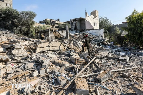 Cảnh đổ nát tại Dải Gaza. (Nguồn: AFP/TTXVN)