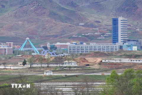 Toàn cảnh Khu công nghiệp chung Kaesong giữa hai miền Triều Tiên. (Nguồn: AFP/TTXVN)