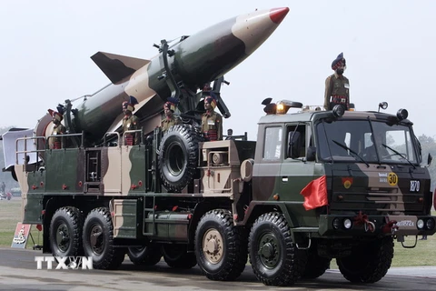 Tên lửa Prithvi tại lễ diễu binh kỷ niệm ngày thành lập quân đội Ấn Độ ở New Delhi ngày 15/1/2006. (Nguồn: AFP/TTXVN)