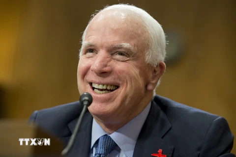 Tổng thống Trump bày tỏ lòng tôn trọng Thượng nghị sỹ John McCain