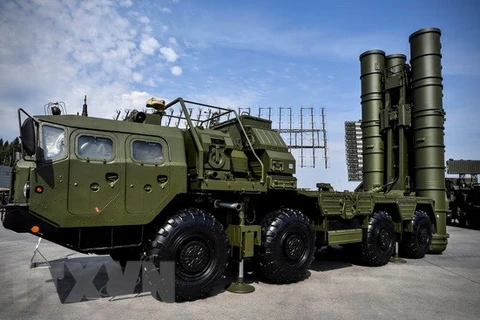 Hệ thống tên lửa tầm xa S-400 Triumph của Nga. (Nguồn: AFP/TTXVN)