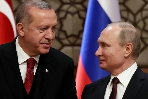 Tổng thống Nga Vladimir Putin (phải) sẽ thảo luận với người đồng cấp Thổ Nhĩ Kỳ Recep Tayyip Erdogan. (Nguồn: AFP)