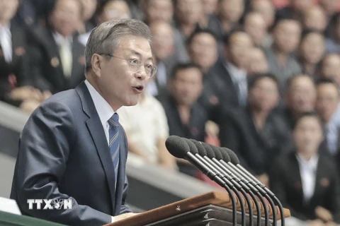 Tổng thống Hàn Quốc Moon Jae-in phát biểu tại đại hội thể thao ở Sân vận động May Day ở Bình Nhưỡng ngày 19/9. (Nguồn: YONHAP/TTXVN)