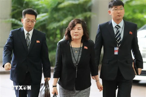 Thứ trưởng Ngoại giao Triều Tiên Choe Son-hui (giữa). (Nguồn: Yonhap/TTXVN)
