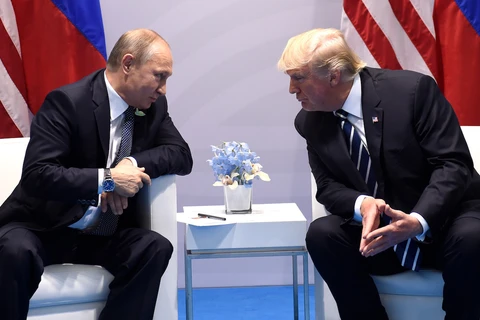 Tổng thống Nga Vladimir Putin (trái) và người đồng cấp Mỹ Donald Trump. (Nguồn: AFP/Getty Images)