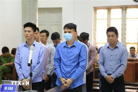 Các bị cáo tại phiên tòa ngày 8/10. (Ảnh: Kim Anh/TTXVN)