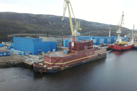 Nhà máy điện hạt nhân nổi tại Murmansk. (Nguồn: Blogger51) 