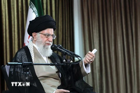 Lãnh tụ tối cao Iran, Đại giáo chủ Ali Khamenei phát biểu tại một cuộc họp ở thủ đô Tehran ngày 21/7. (Nguồn: AFP/TTXVN) 