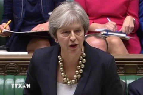 Thủ tướng Anh Theresa May phát biểu tại phiên họp Quốc hội ở London ngày 22/10. (Nguồn: AFP/TTXVN) 