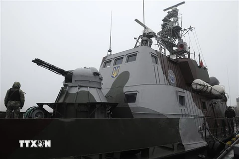 Tàu quân sự Dondass của Ukraine neo đậu tại cảng Mariupol trên Biển Azov ngày 27/11/2018. (Nguồn: AFP/TTXVN) 