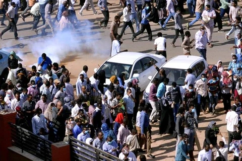 Người biểu tình ở Sudan. (Nguồn: Reuters) 