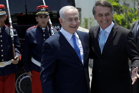 Thủ tướng Israel Benjamin Netanyahu (trái) và Tổng thống đắc cử Brazil Jair Bolsonaro. (Nguồn: AP) 