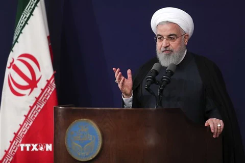 Tổng thống Iran Hassan Rouhani (giữa). (Nguồn: AFP/TTXVN) 