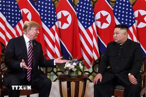 [Video] Cuộc gặp riêng đầu tiên dài 20 phút giữa lãnh đạo Mỹ-Triều