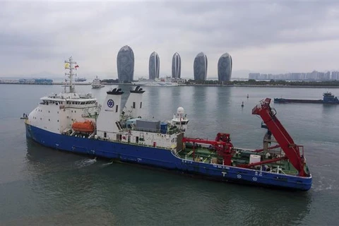 [Video] Tàu lặn mới Trung Quốc hoàn thành chuyến thám hiểm đầu tiên