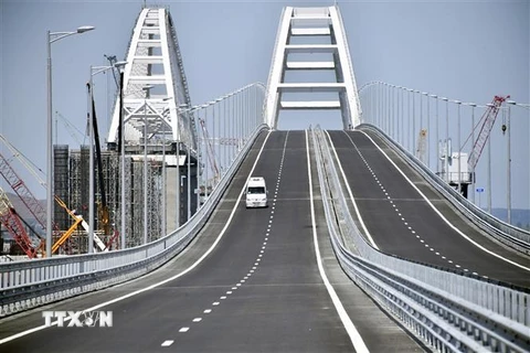 Cây cầu Kerch nối liền Nga với bán đảo Crimea. (Nguồn: AFP/TTXVN) 