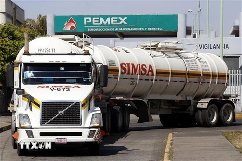 Một cửa hàng bán xăng dầu của Pemex ở El Salto, Mexico. (Nguồn: AFP/TTXVN) 
