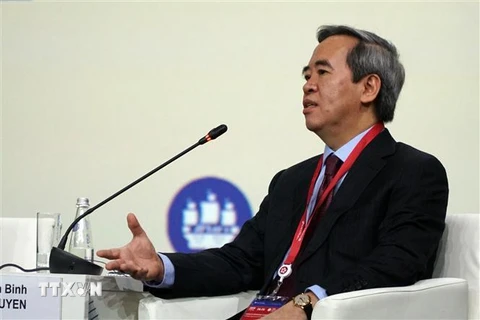 Ông Nguyễn Văn Bình, Ủy viên Bộ Chính trị, Bí thư Trung ương Đảng, Trưởng ban Kinh tế Trung ương phát biểu tại lễ khai mạc. (Ảnh: Hồng Quân/TTXVN) 