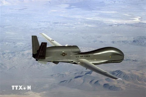 Máy bay trinh sát và do thám không người lái RQ-4 Global Hawk của Mỹ, tương tự máy bay bị lực lượng phòng không Iran bắn rơi. (Nguồn: AFP/TTXVN) 