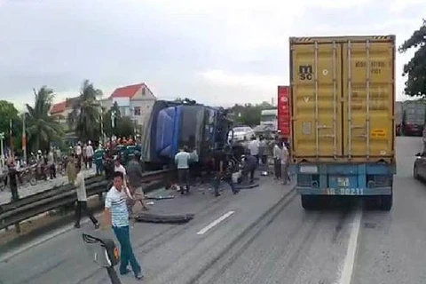 [Video] Hiện trường vụ tai nạn giao thông nghiêm trọng ở Hải Dương